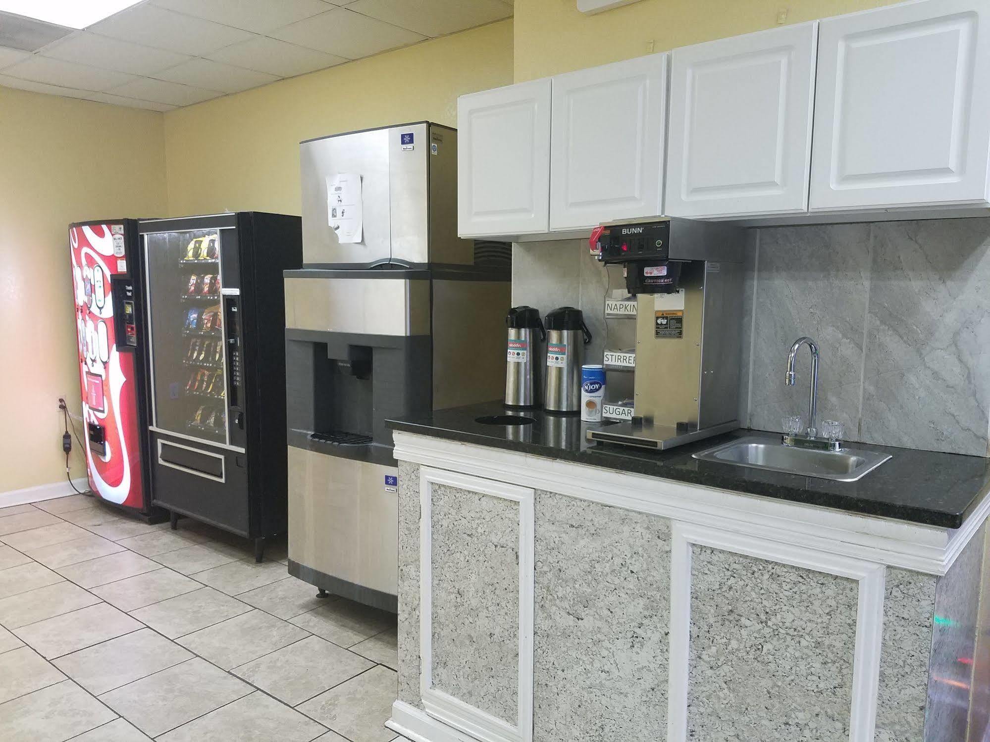 Masters Inn I-26 Cayce Εξωτερικό φωτογραφία